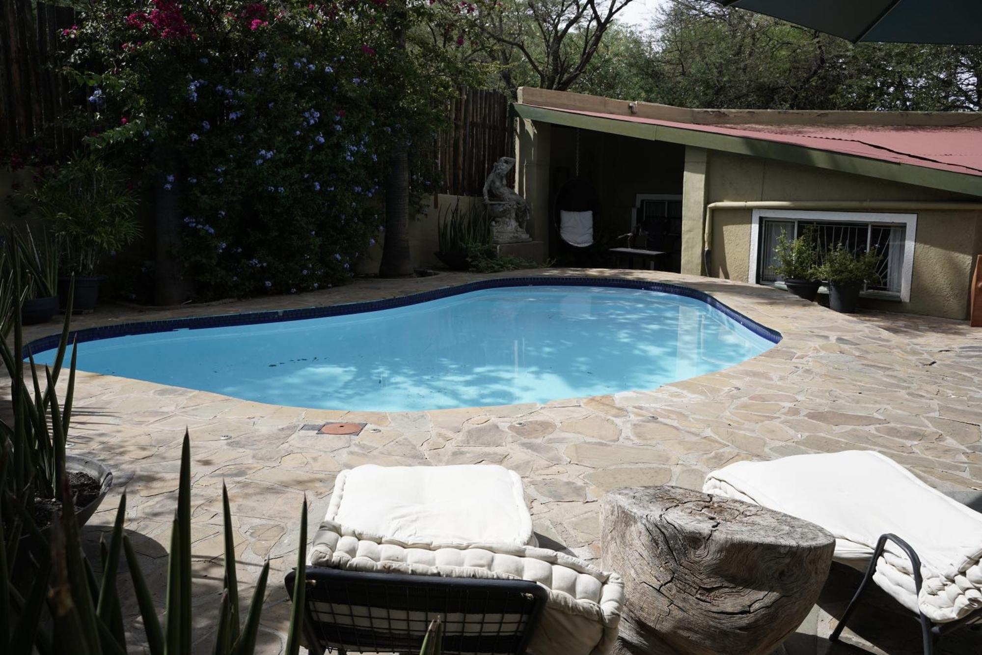 ווינדהוק Alluring Self Catering 2 Bedroom Villa At Bokmakierie Villas מראה חיצוני תמונה